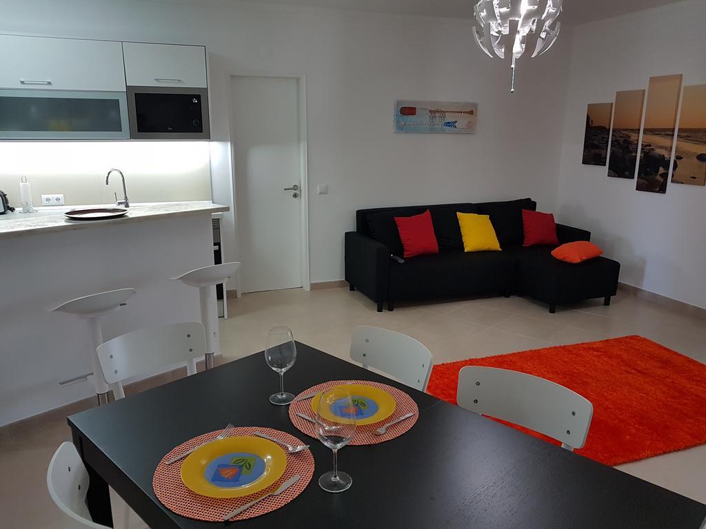 Apartamento Praia Fuzeta Eksteriør bilde